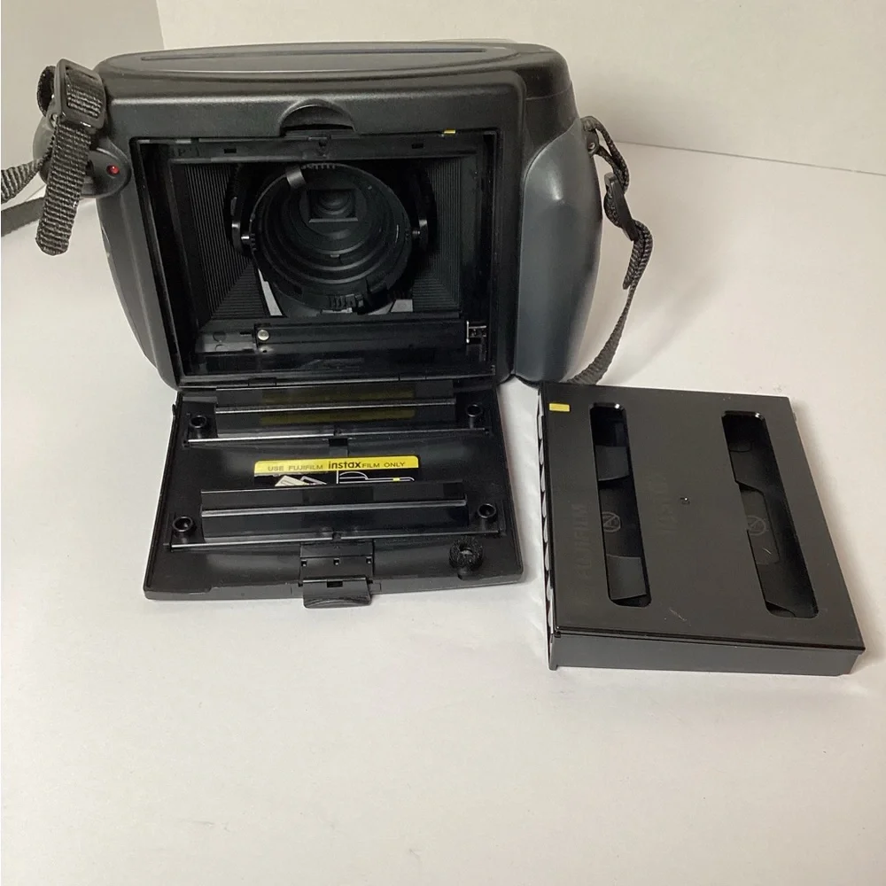 FujiFilm Polaroid 210 Instant Film Camera